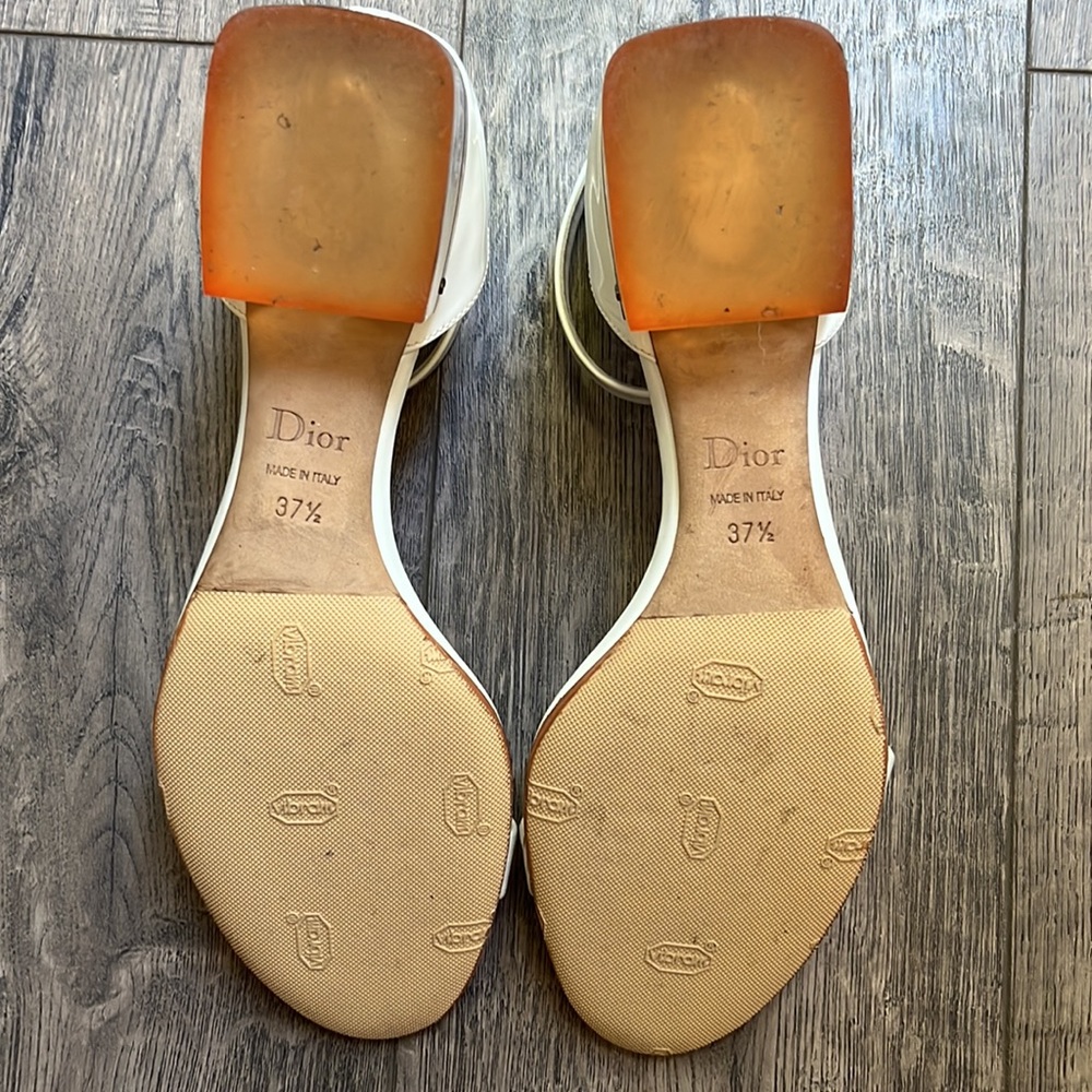 Christian Dior Cube Lucite Heel Sandals - Picture 4 of 10